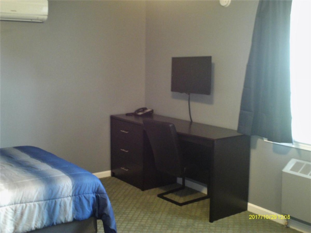 Room image 5