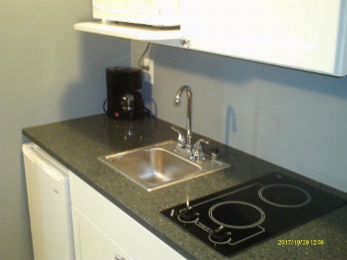 Pine Tree Inn image 18